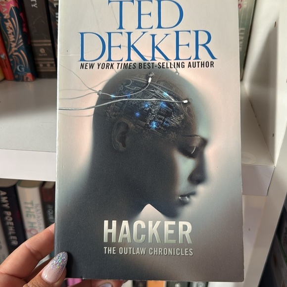 Ted Dekker 'Hacker' & three book set - paperback - Picture 4 of 5